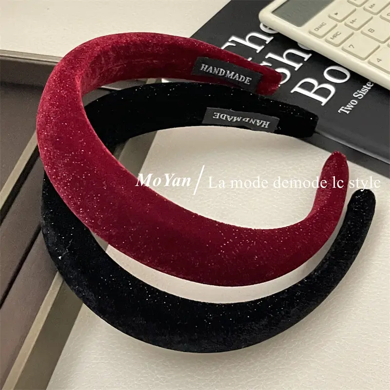 Autumn Winter Velvet Skull Headband 2023 — feature 13