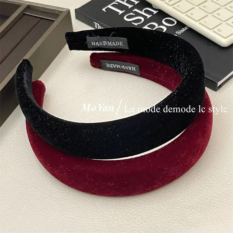 Autumn Winter Velvet Skull Headband 2023 — feature 16