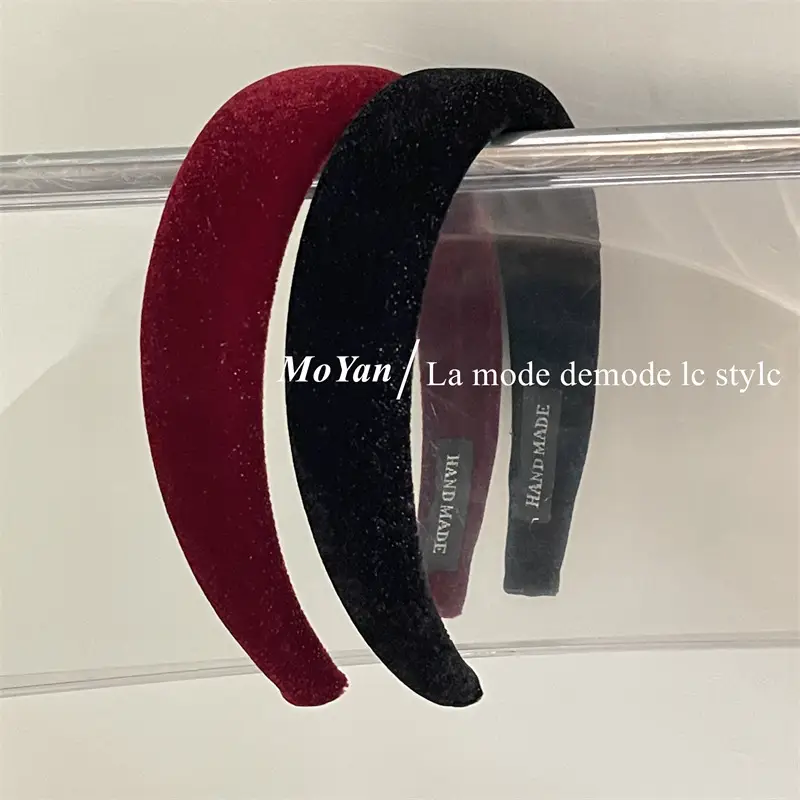 Autumn Winter Velvet Skull Headband 2023 — feature 18