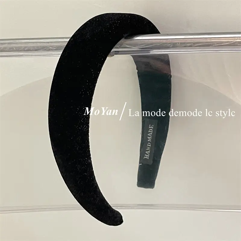 Autumn Winter Velvet Skull Headband 2023 — feature 19