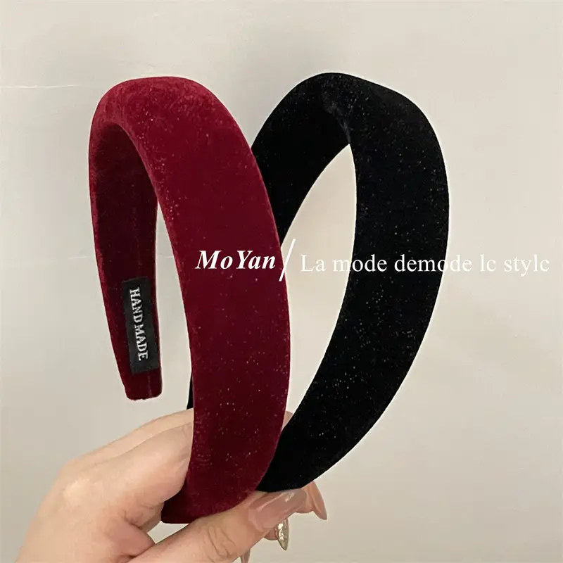 Autumn Winter Velvet Skull Headband 2023 — feature 2