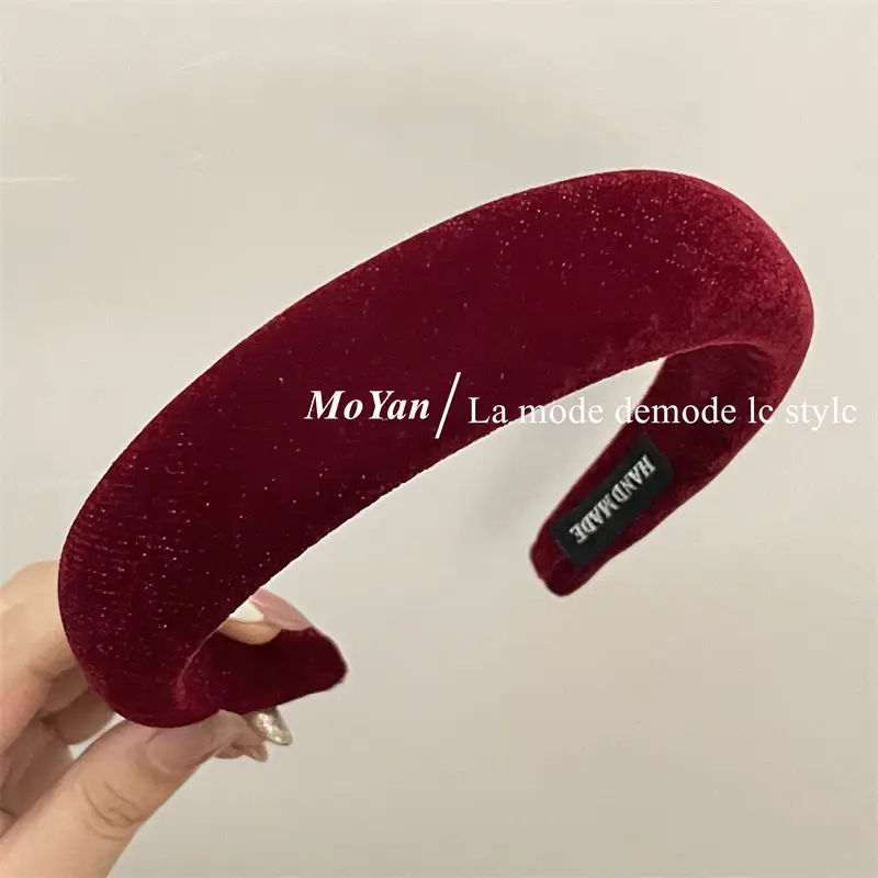 Autumn Winter Velvet Skull Headband 2023 — feature 3