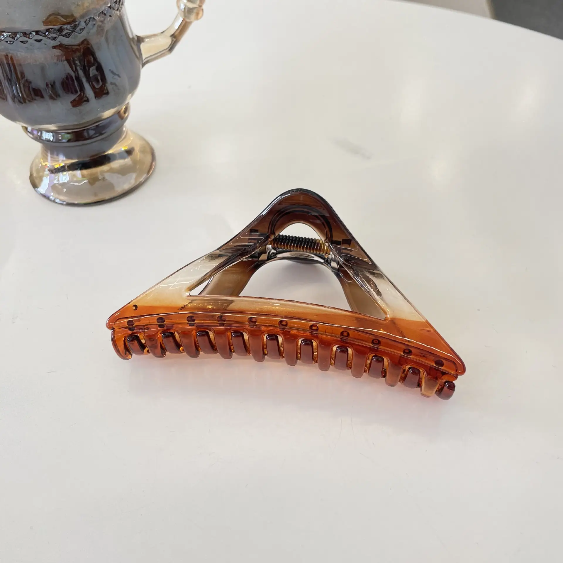 Clear Triangle Hair Clip Gradient Shark Grip