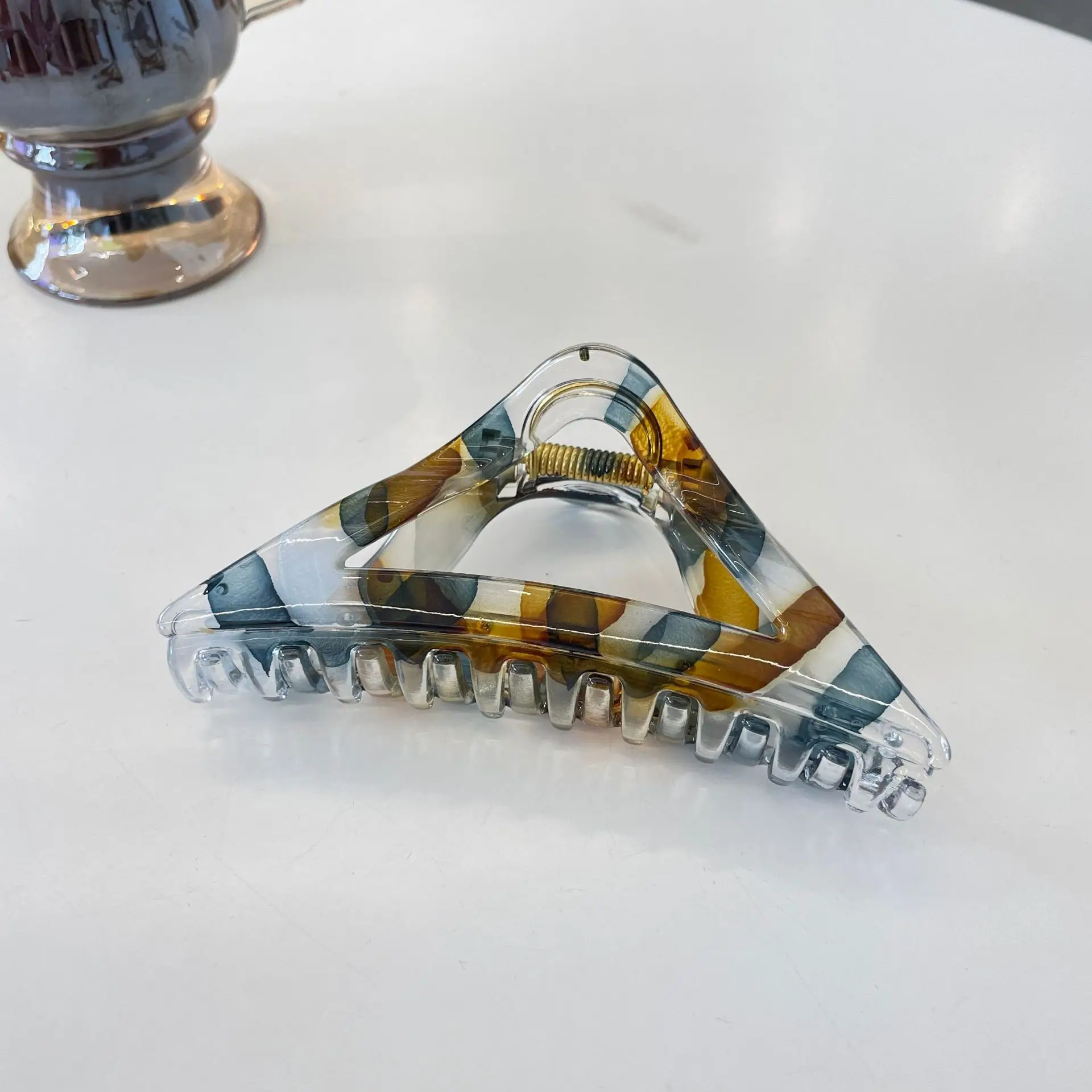 Clear Triangle Hair Clip Gradient Shark Grip