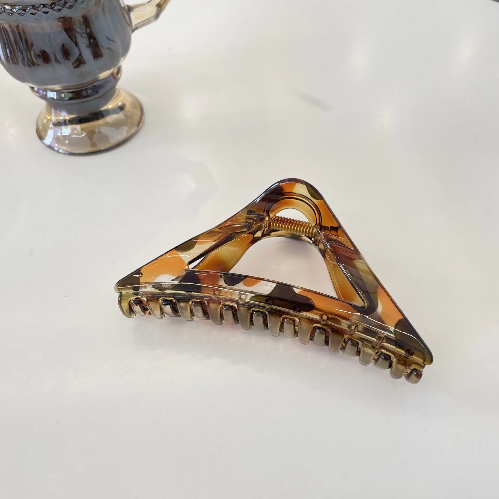 Clear Triangle Hair Clip Gradient Shark Grip