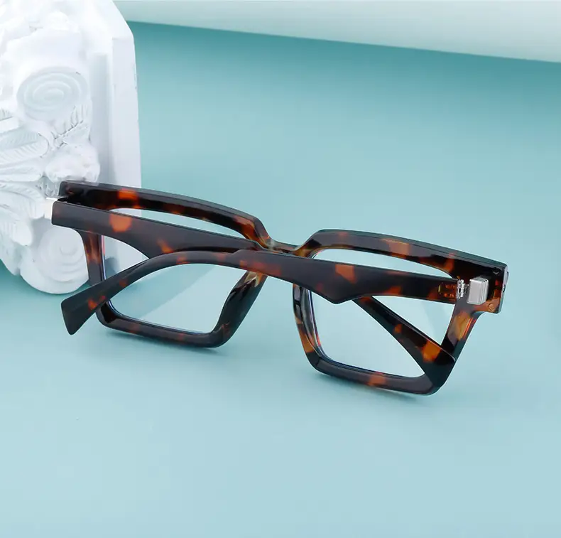 2025 Square Frame Sunglasses for Men Retro White Orange — feature 27