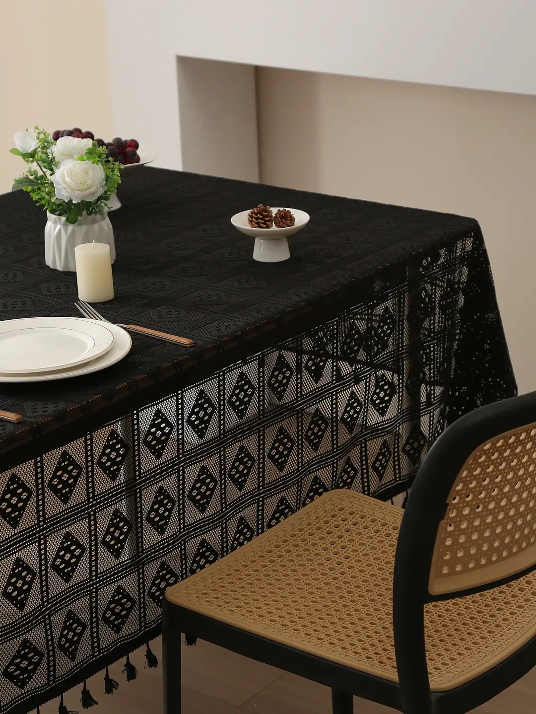 Retro Green Hollow-Out Tassel Tablecloth, Pastoral Style Lace Checkered Tablecloth, Rectangular Coffee Table Cover — feature 12