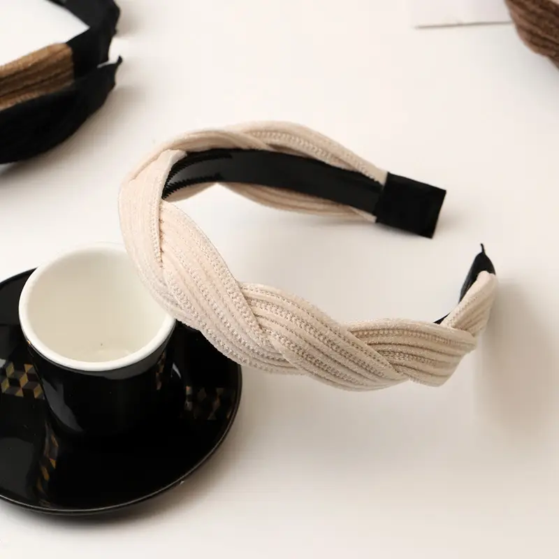 2024 Velvet Twist Hairband Black White Women â feature 22