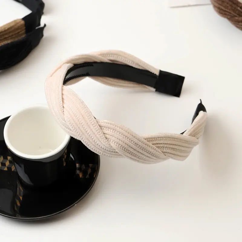 2024 Velvet Twist Hairband Black White Women - Image 4
