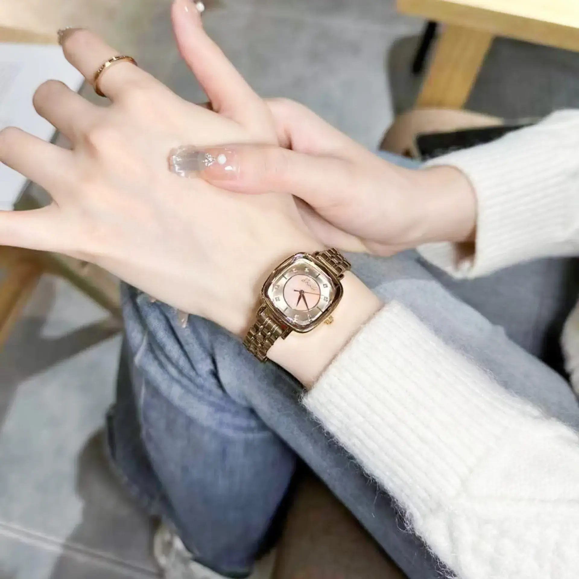 Women's Rose Gold Quartz Watch with Diamond Dial - Image 5