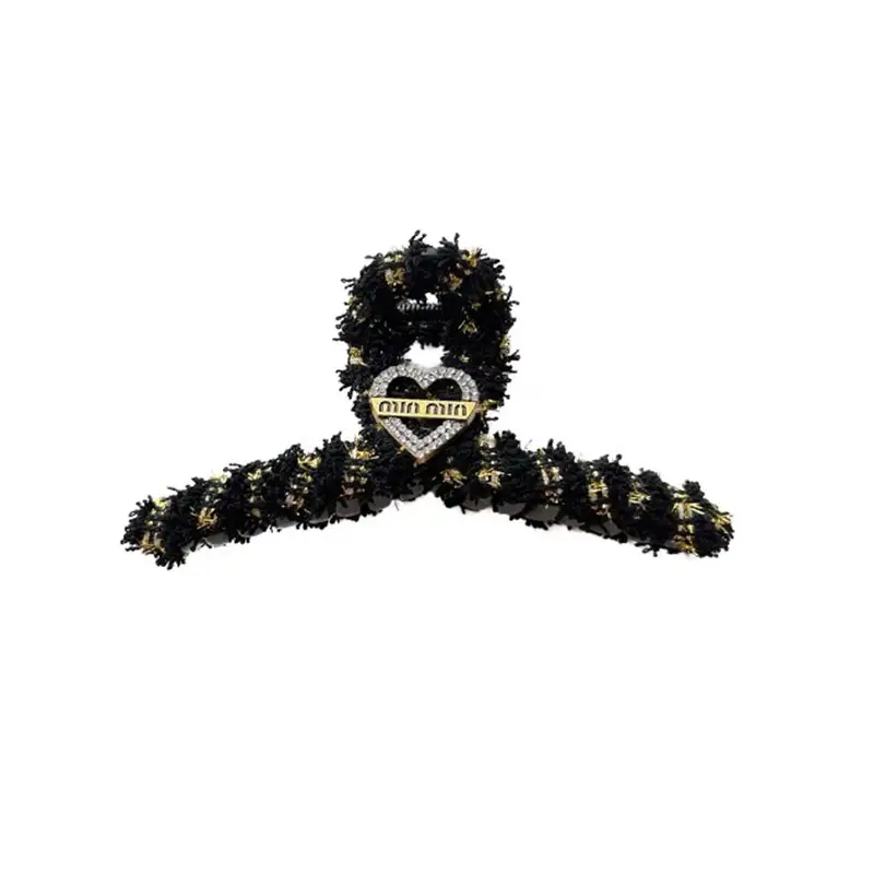 Luxury Black Heart Clip for Women Autumn Winter Hairpin