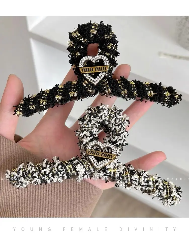Luxury Black Heart Clip for Women Autumn Winter Hairpin — feature 5