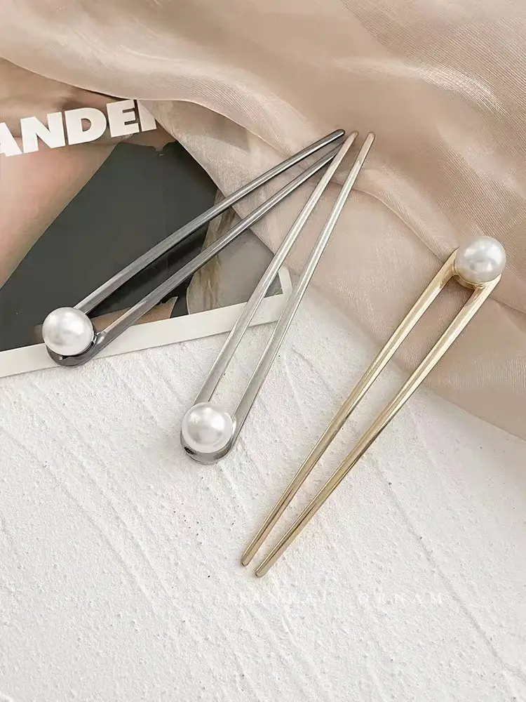 Women's Lazy Updo Hairpin with Pearl Accorn — feature 11