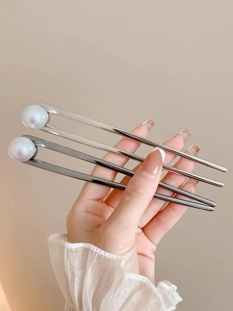 Women's Lazy Updo Hairpin with Pearl Accorn — feature 6