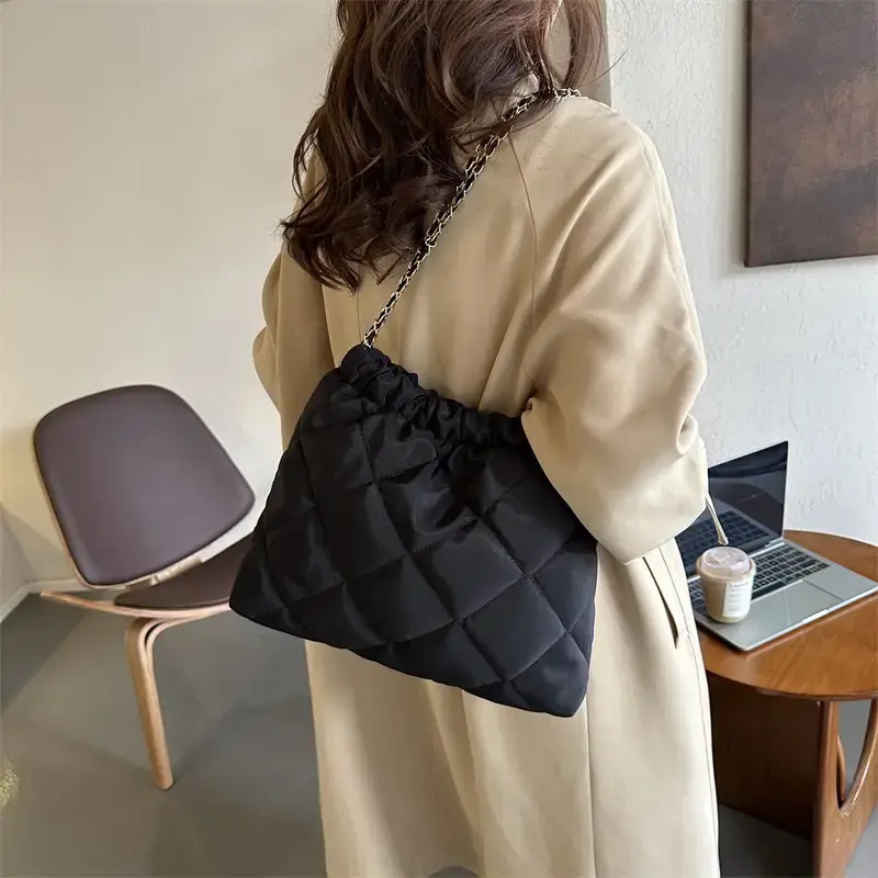 Black Rhombic Shoulder Tote Bag for Women - Image 8