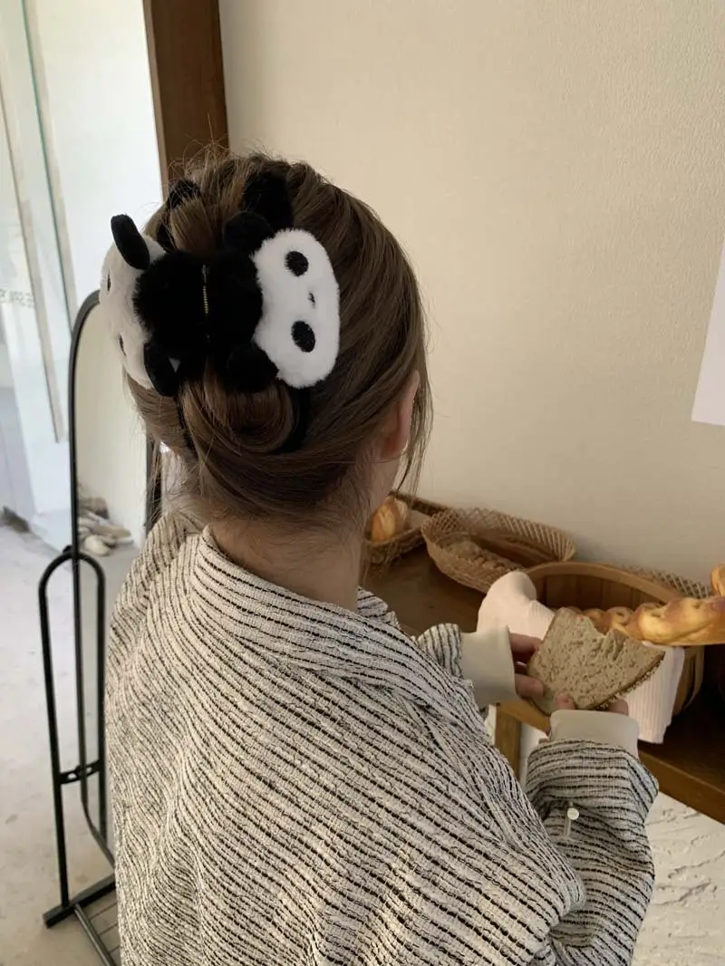 Autumn Winter Panda Clip Hair Accessory for Women — feature 1