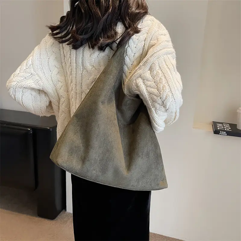 Suede Bread Bag Women 2023 Winter Shoulder Bag - Image 4