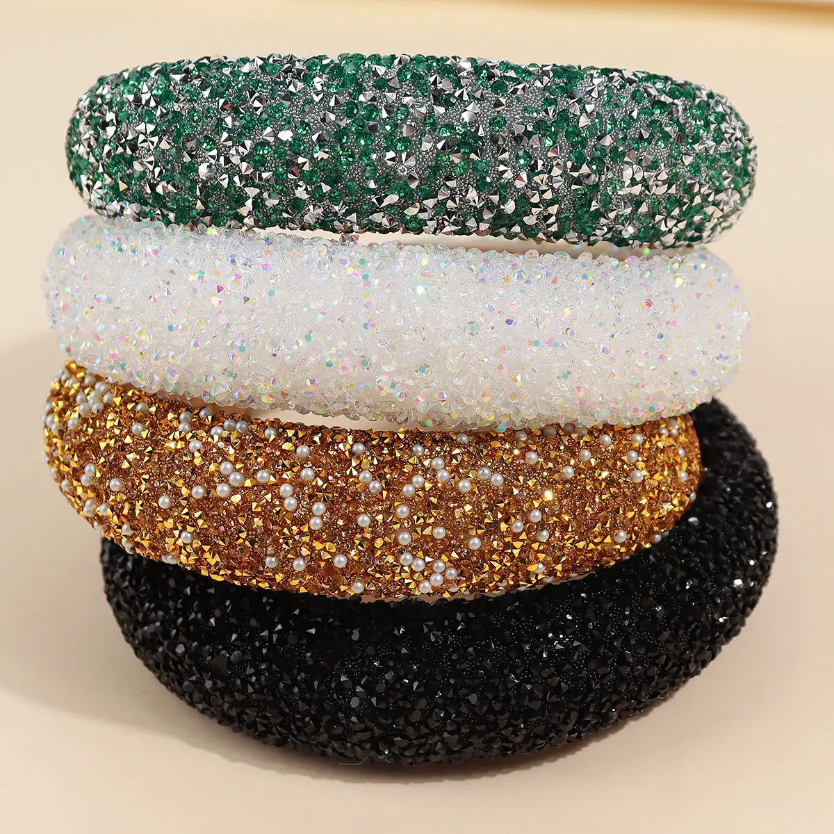 Sparkling Diamond Pearl Headband for Women - Image 18