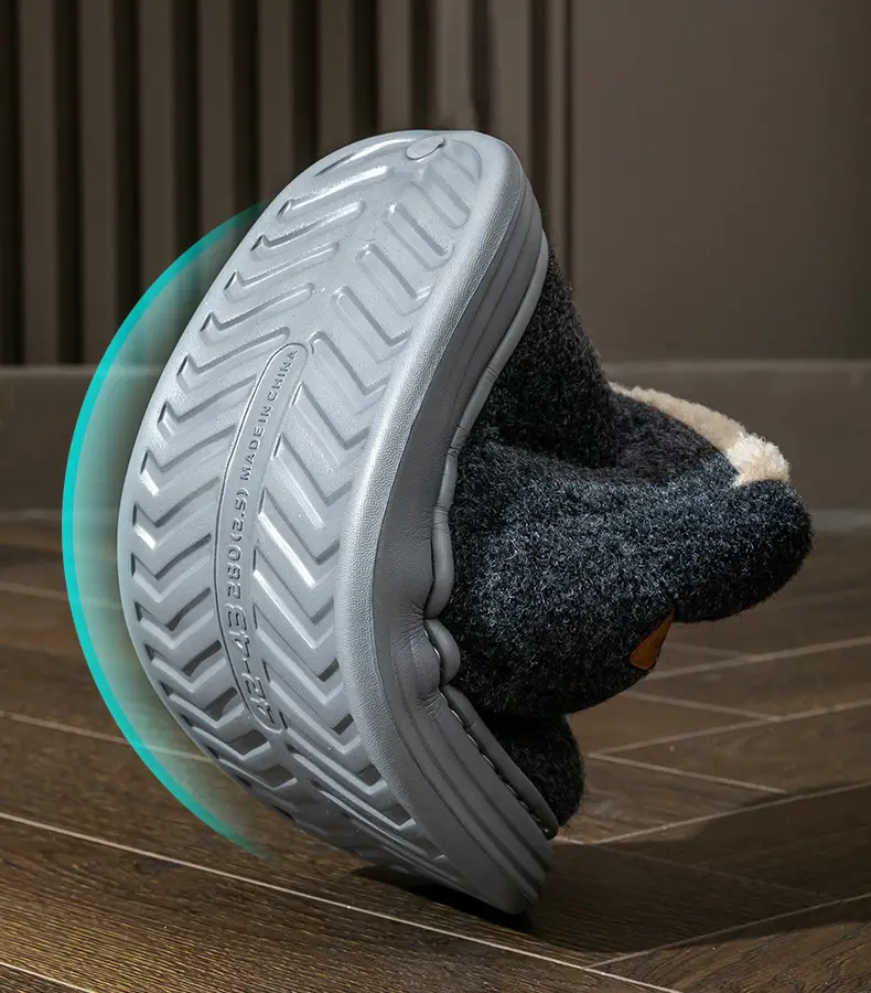 Large Size Cotton Slippers for Men 2026 New Autumn and Winter Indoor Home Use Thick-Soled Non-Slip Plush Warm Cotton Slippers — feature 8
