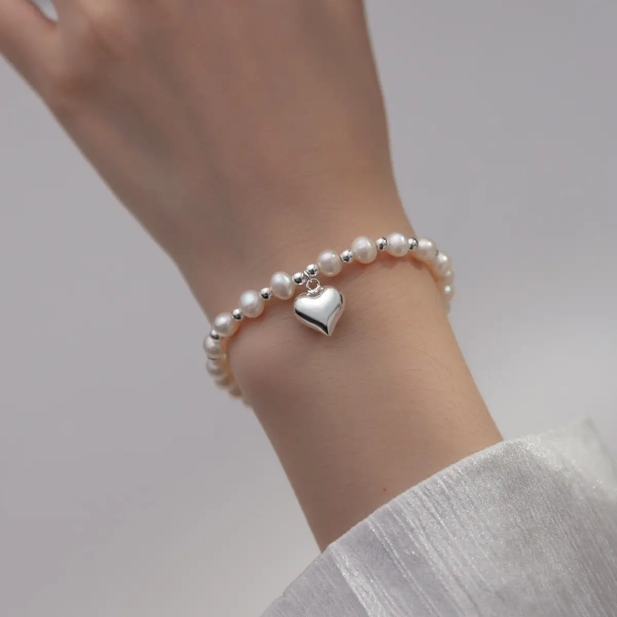 14K Gold Pearl Bracelet for Women Elegant Gentle Purple Freshwater Pearl - Image 10