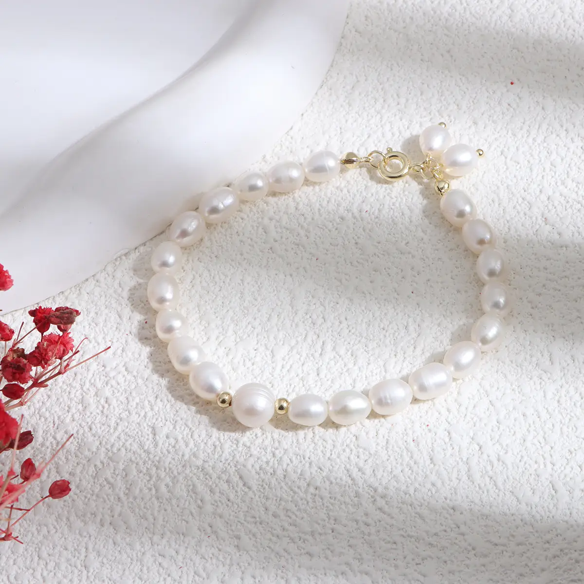 14K Gold Pearl Bracelet for Women Elegant Gentle Purple Freshwater Pearl - Image 2