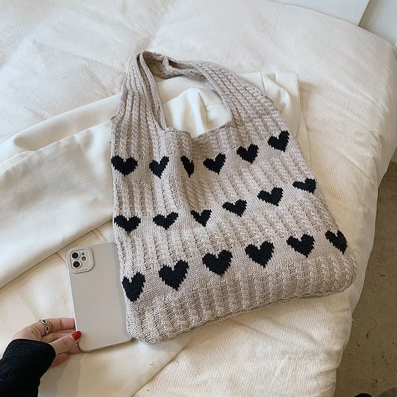 Knitted Heart-Shaped Shoulder Bag for Women Large Capacity - Image 2