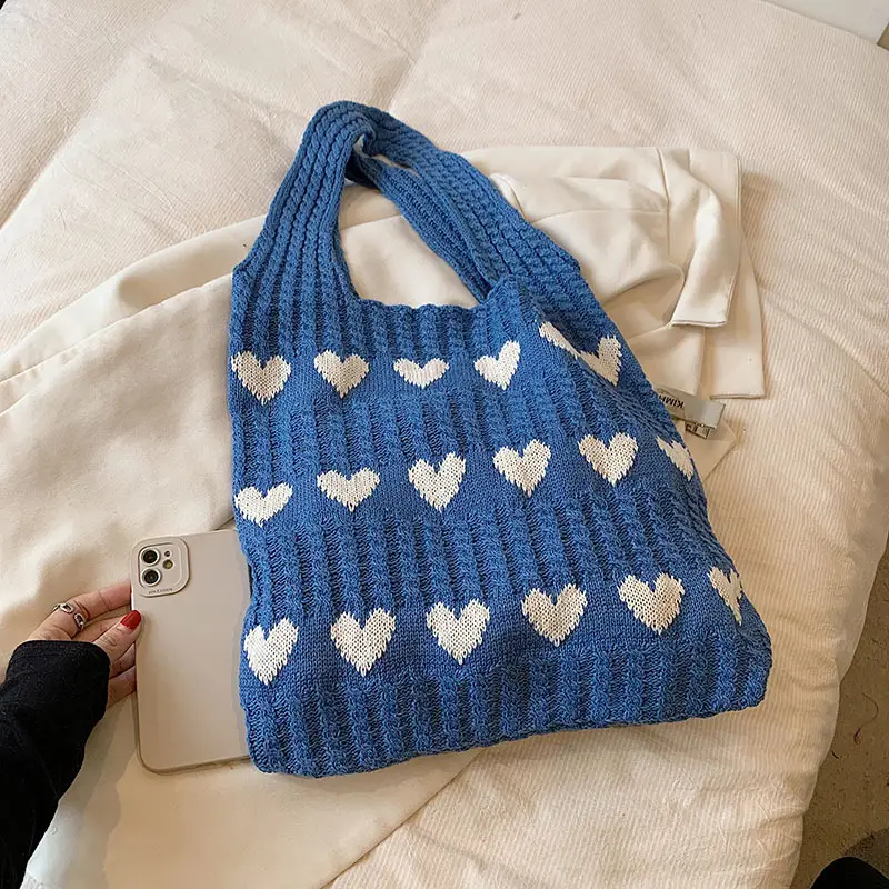 Knitted Heart-Shaped Shoulder Bag for Women Large Capacity - Image 4
