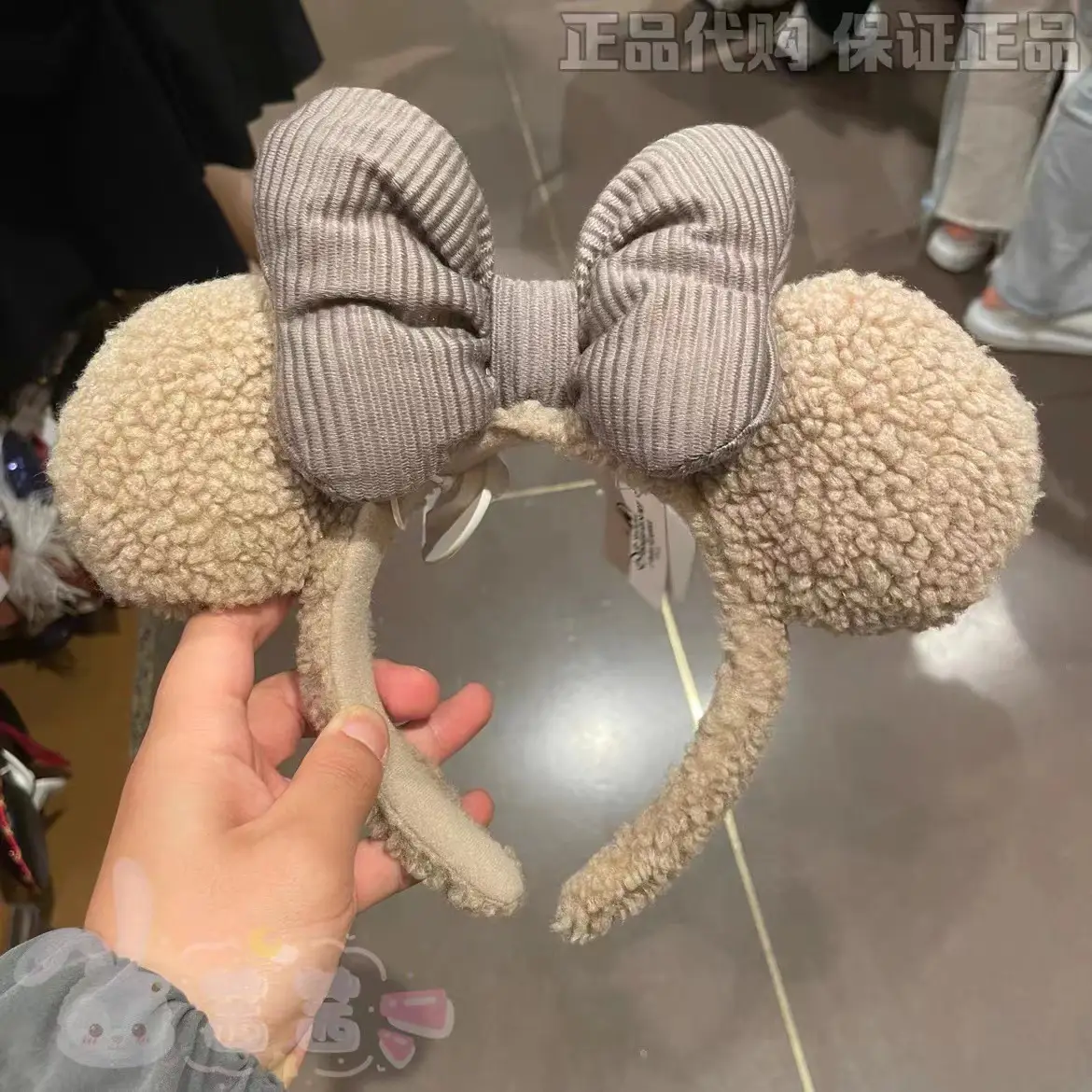 Plush Bow Bear Ear Headband for Women Winter Cute - Image 4