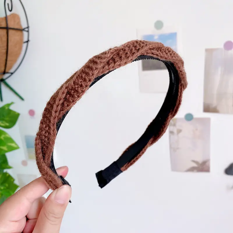 Wool Twist Headband Brown Toothed Winter Hair Accessory - Image 3