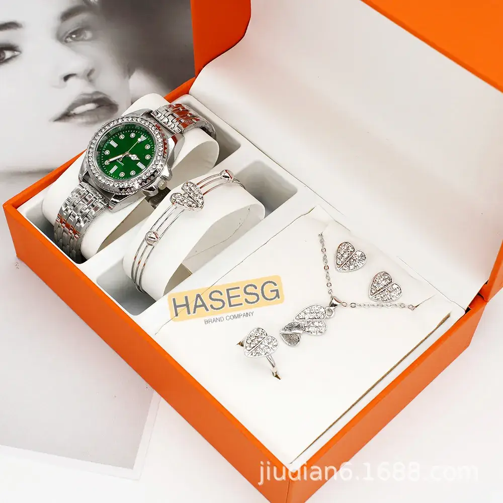 Women's Green Quartz Watch with Diamond Chain Necklace Set