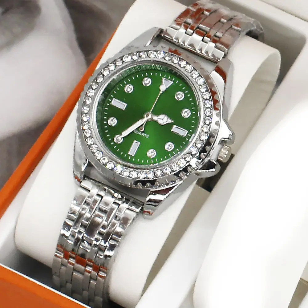 Women's Green Quartz Watch with Diamond Chain Necklace Set — feature 7