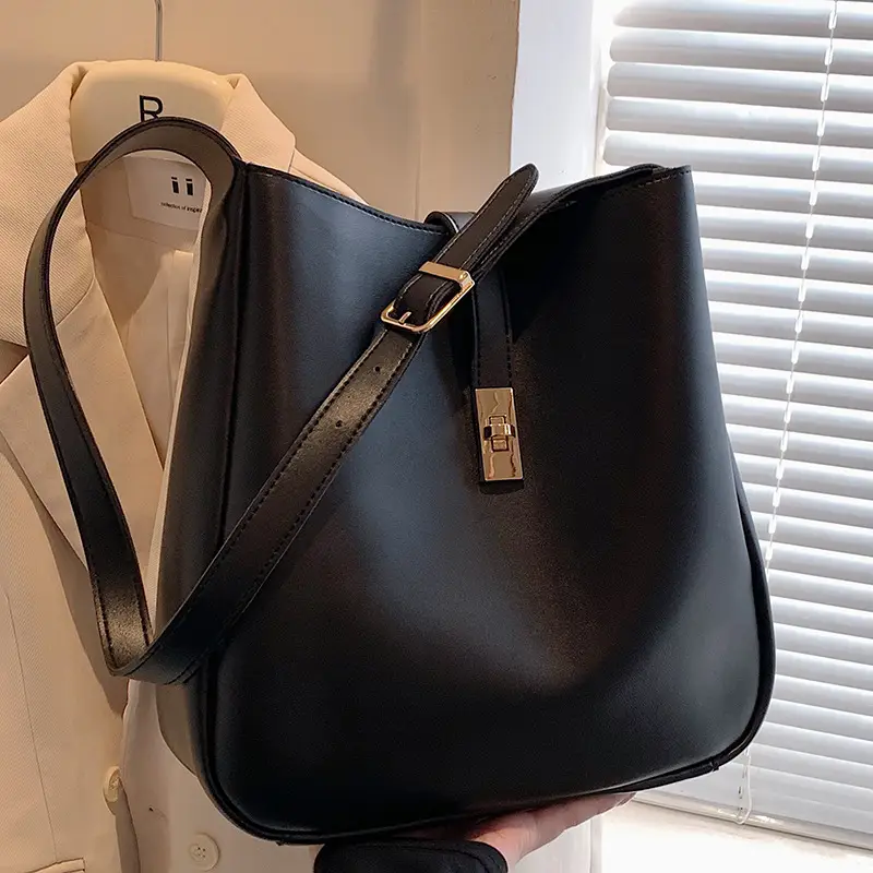 Women's Large Capacity Shoulder Crossbody Bag Brown Gold Clasp - Image 2