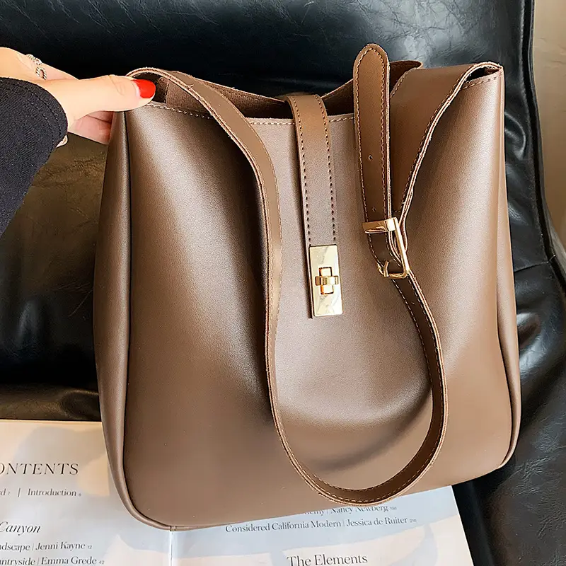 Women's Large Capacity Shoulder Crossbody Bag Brown Gold Clasp - Image 3