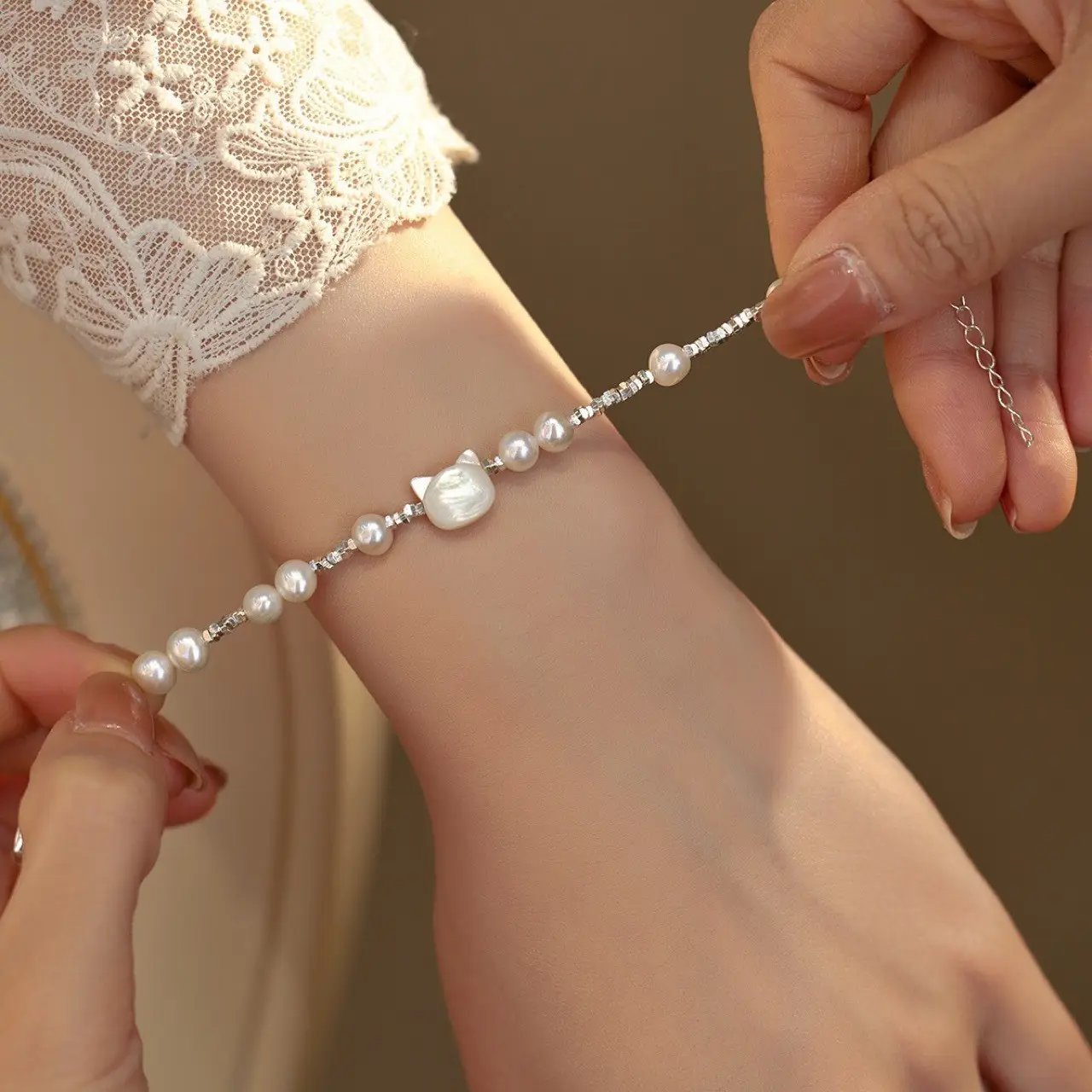 Cute Cat Pearl Bracelet for Women