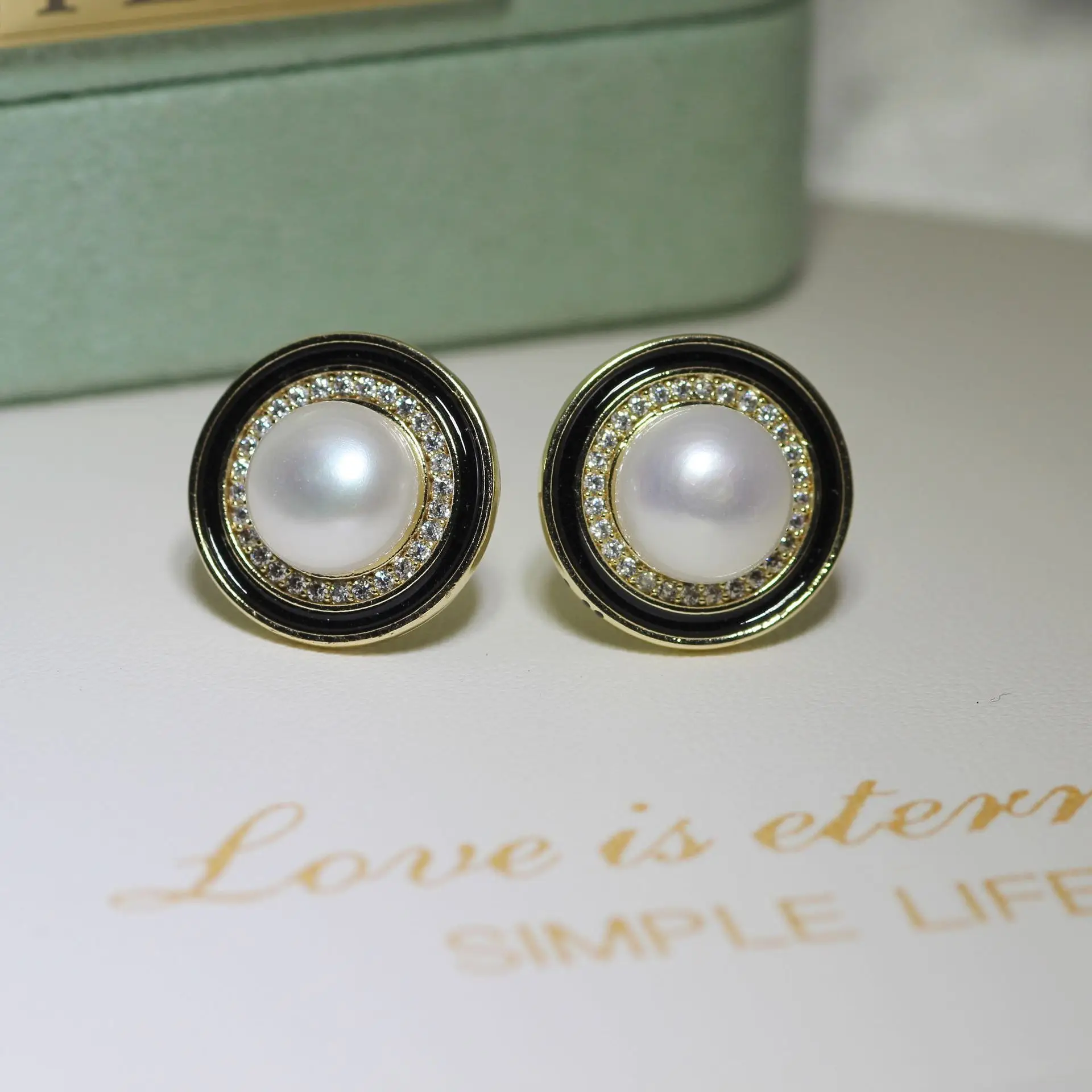 S925 Silver Pearl Earrings Niche Style Trendy — feature 6