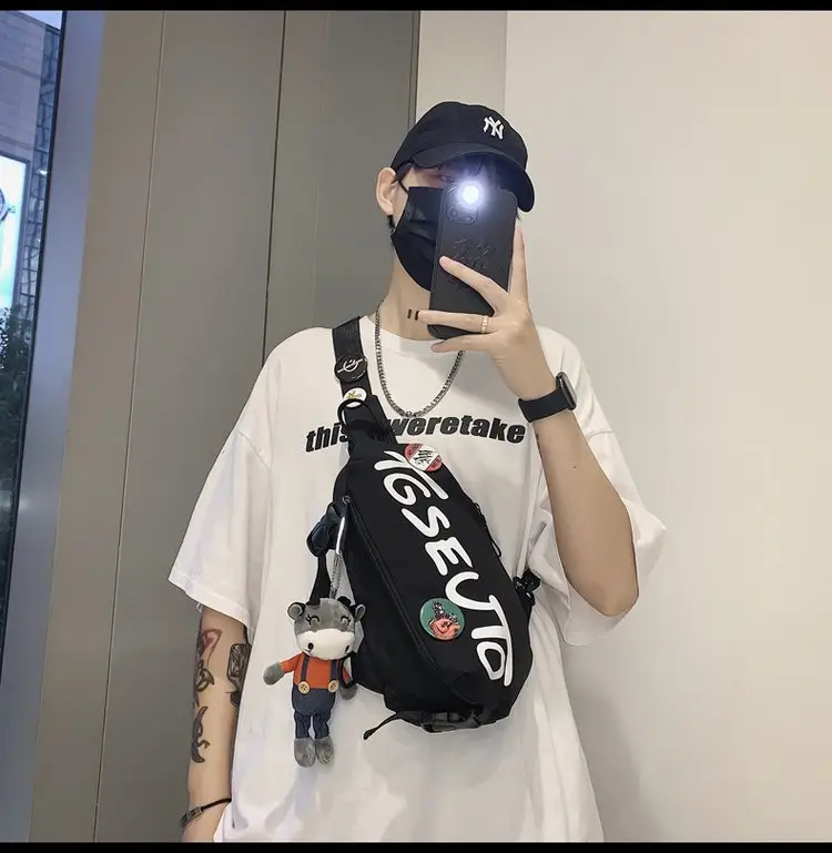 Trendy Japanese-style Crossbody Bag for Men — feature 11