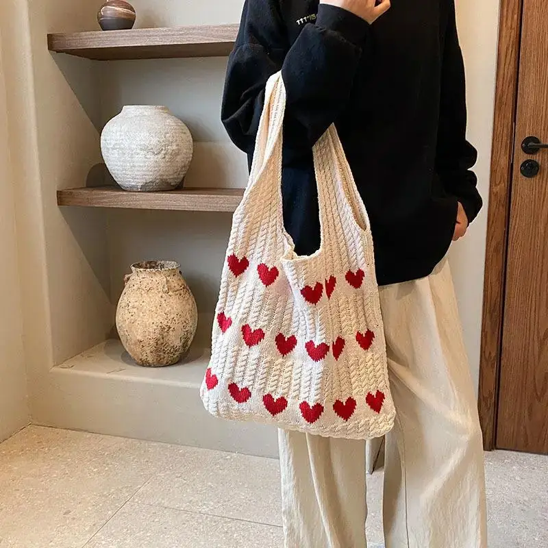 Green Heart Print Knitted Women's Shoulder Bag - Image 6