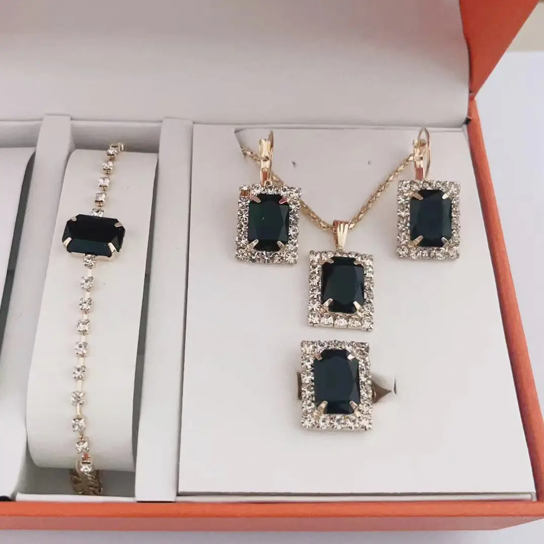 Green Square Diamond Jewelry Set for Women