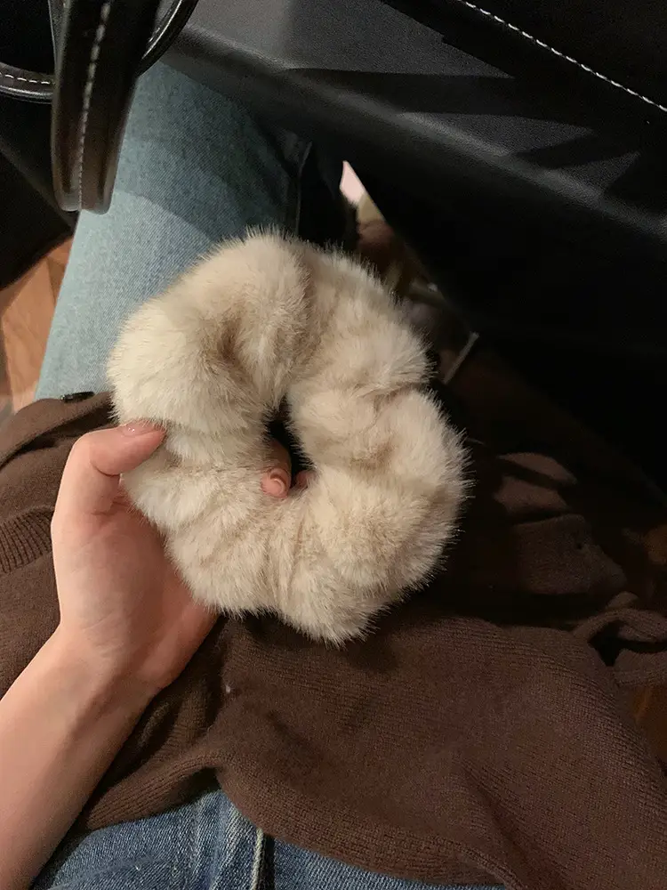 Soft Plush Hair Bands for Women 2023 New Arrival — feature 3