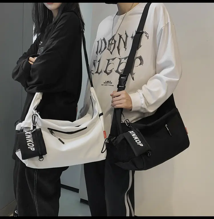 Men's Japanese Style Shoulder Messenger Bag Black Large Capacity — feature 12