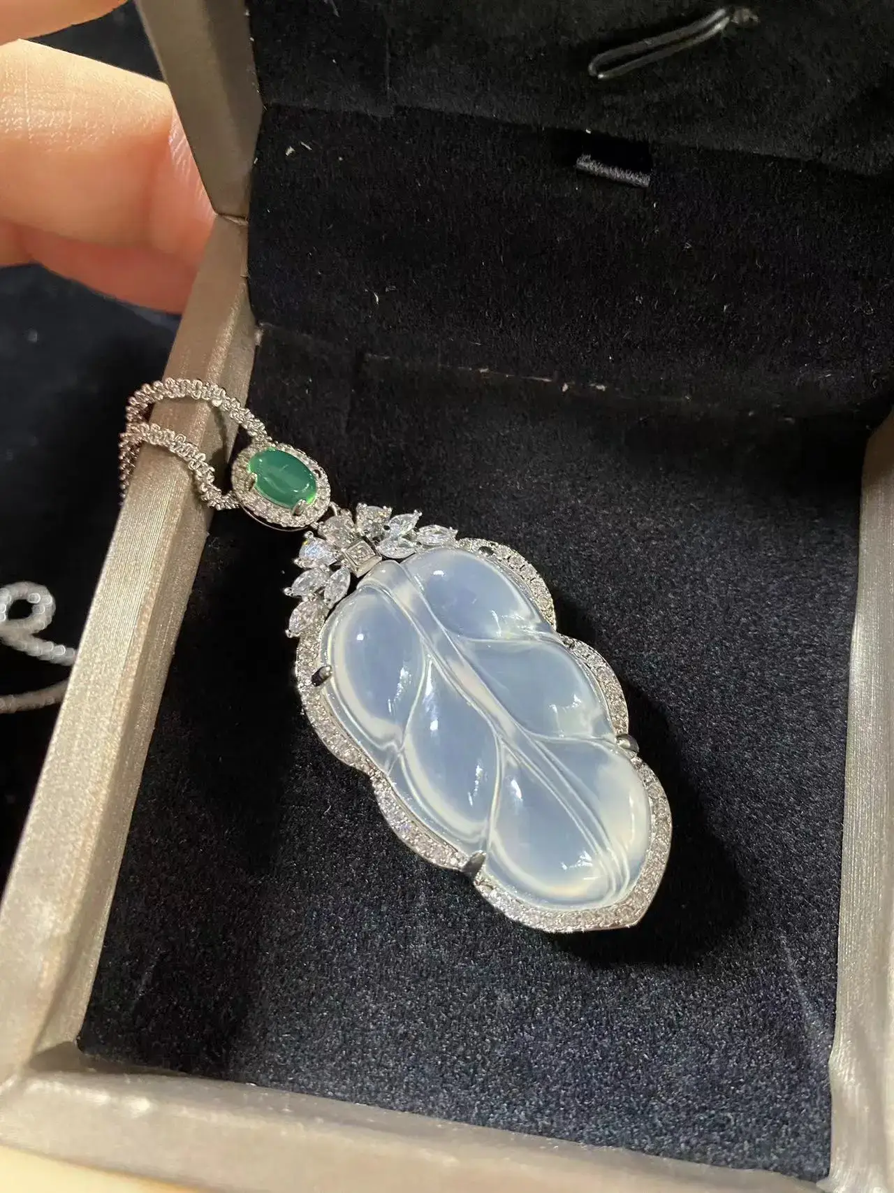Natural Ice Chalcedony Leaf Pendant Necklace — feature 10