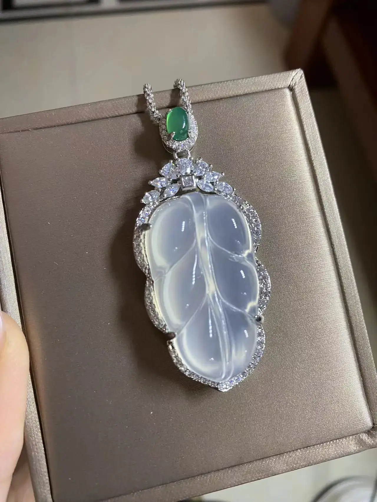 Natural Ice Chalcedony Leaf Pendant Necklace — feature 8