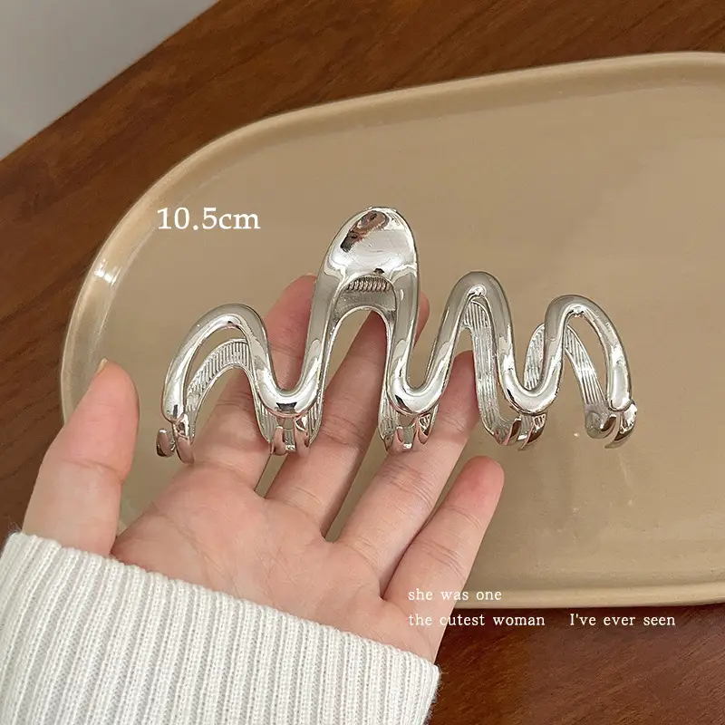 Gold Metal Hair Shark Clip Large High-end Hairpin - Image 16