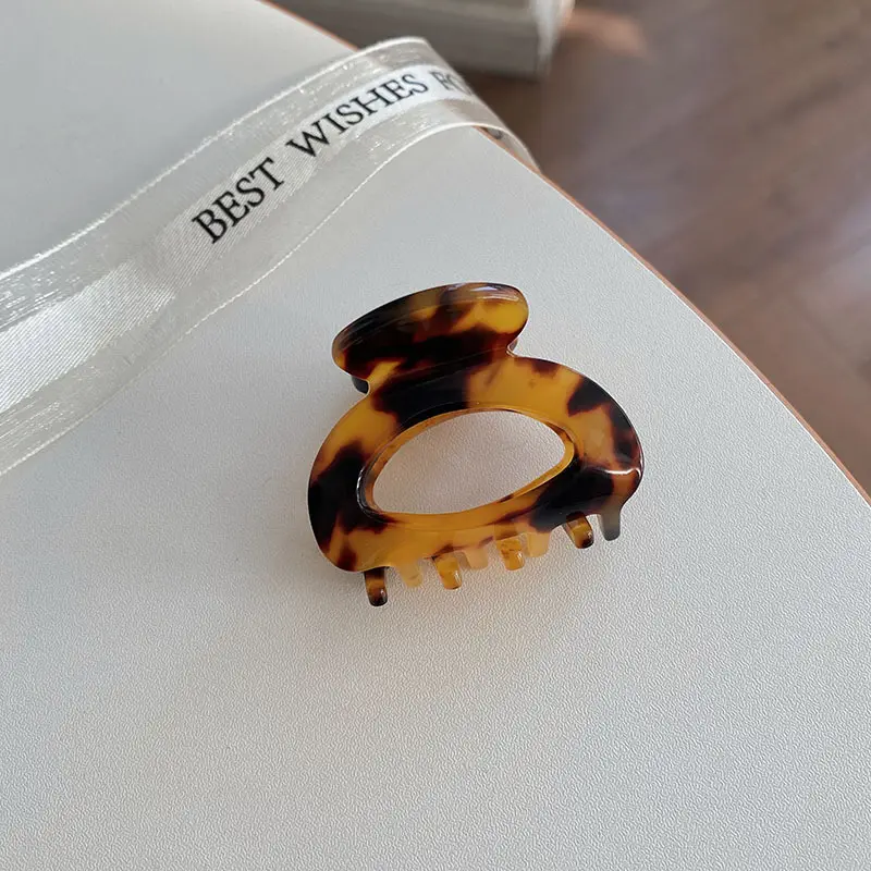 High-Grade Acetate Hair Clips for Women - Image 4