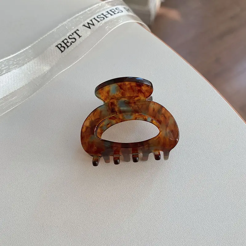 High-Grade Acetate Hair Clips for Women - Image 7