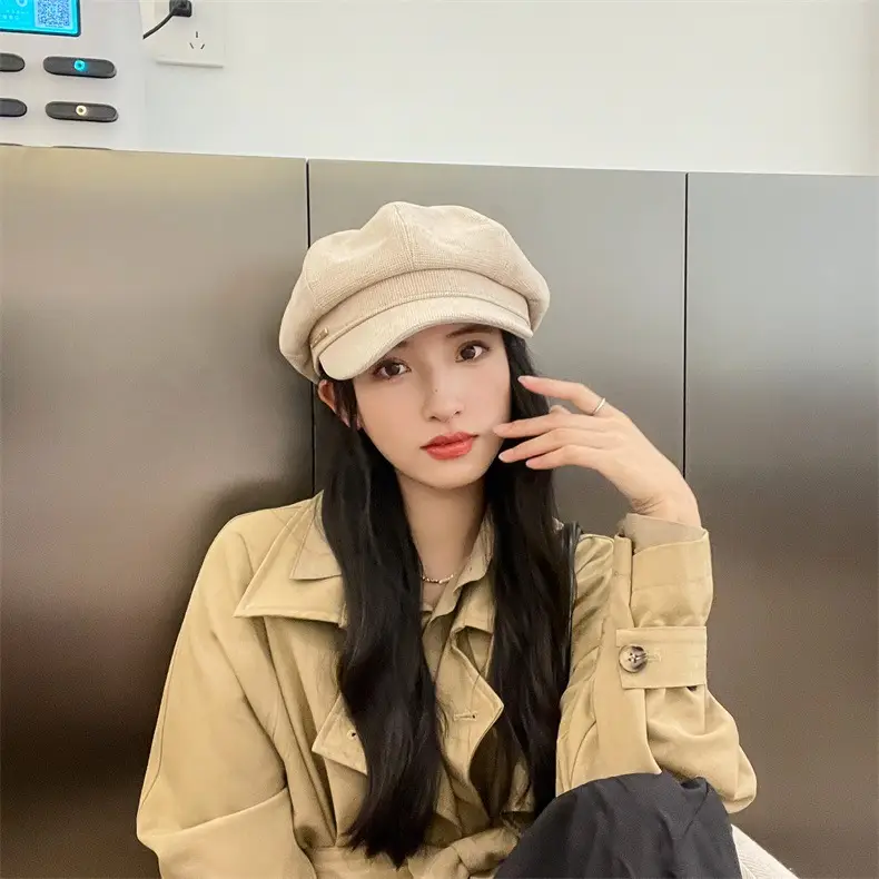 Women's Autumn Winter Octagonal Woolen Hat with Metal Logo — feature 13