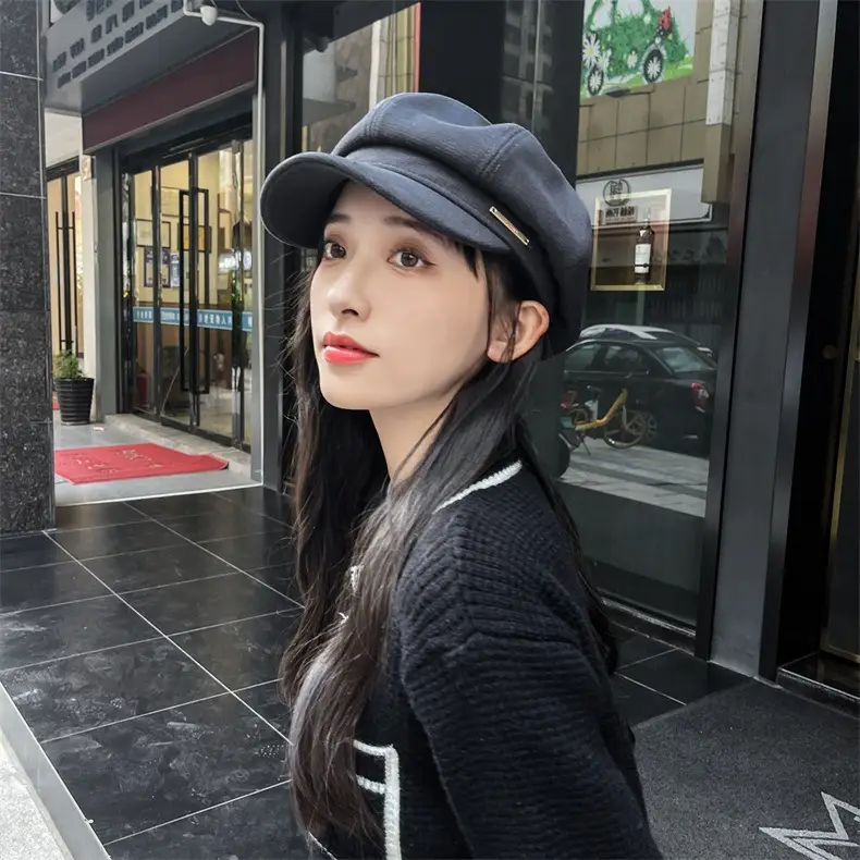 Women's Autumn Winter Octagonal Woolen Hat with Metal Logo — feature 17