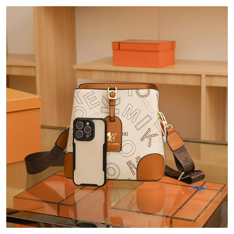 Women's Letter Printed Shoulder Bag Brown Tan 2024 — feature 31