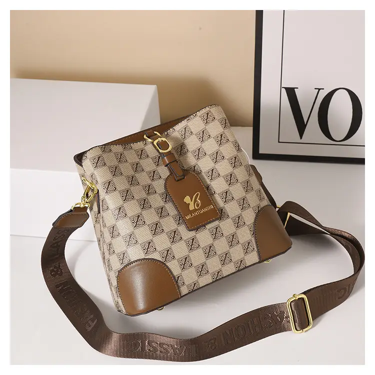 Women's Letter Printed Shoulder Bag Brown Tan 2024 — feature 33