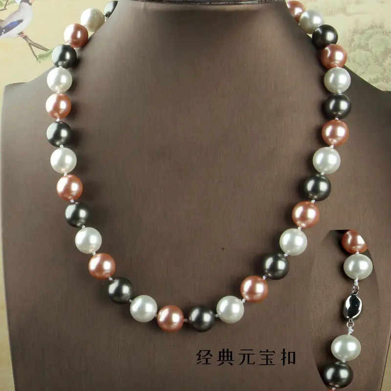 Pearl Beaded Clasp Necklace with Gold Flower Centerpiece — feature 5
